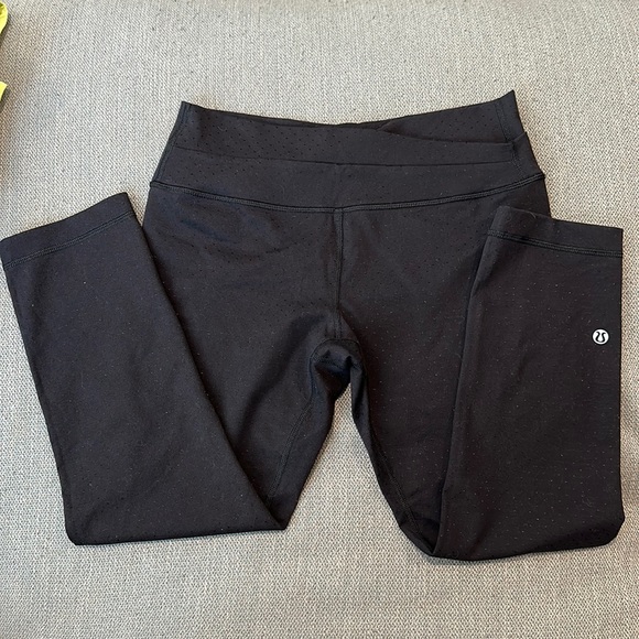 lululemon athletica Pants - Breathable Lululemon 3/4 leggings